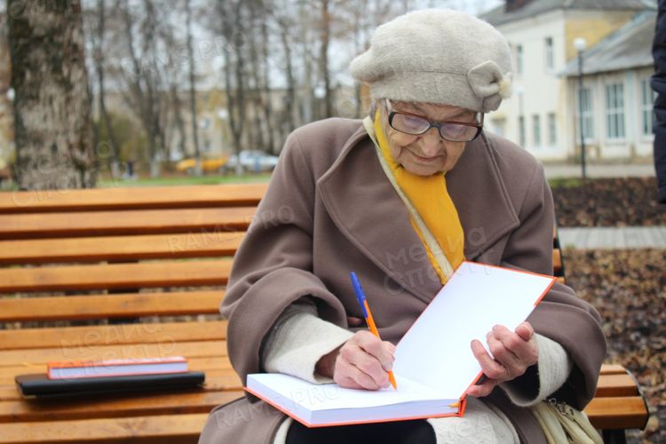 Книга «Крокодил идет по городу» — фото 18